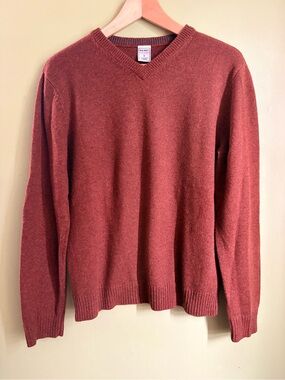 Old Navy V-Neck Sweater
